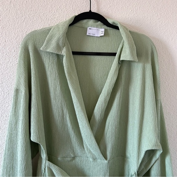 ASOS Women’s Dress Sz 12 Light Green Drop Shoulder Long Sleeve Faux Wrap Front - Picture 3 of 10